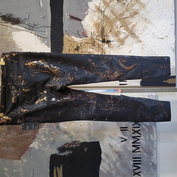 NWT gFast High Rise Blackout Metallic Print Leggings Women M - Picture 7 of 13